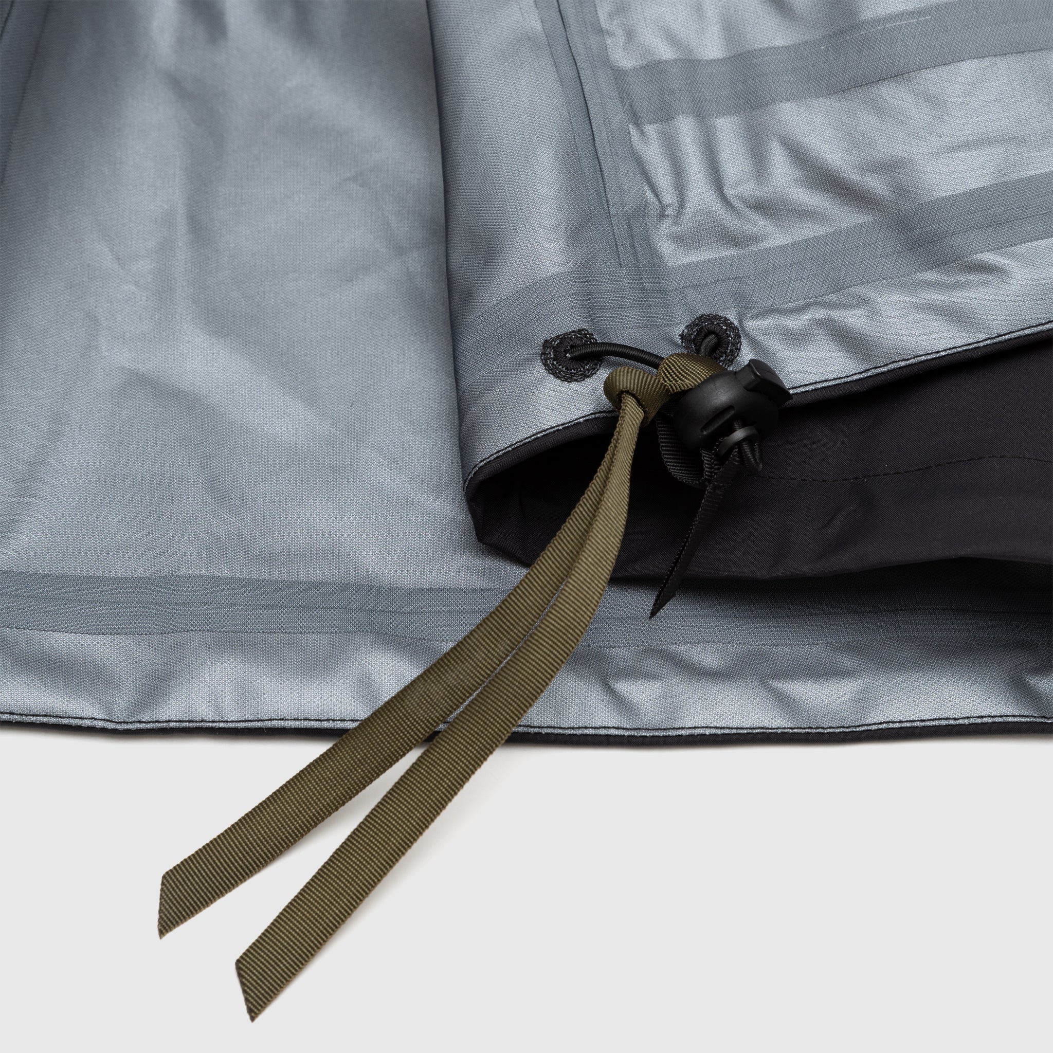 J14 GT 3L GORE-TEX Interops Jacket - Waterproof & Breathable Tactical Outerwear for Hiking, Camping & Outdoor Adventures