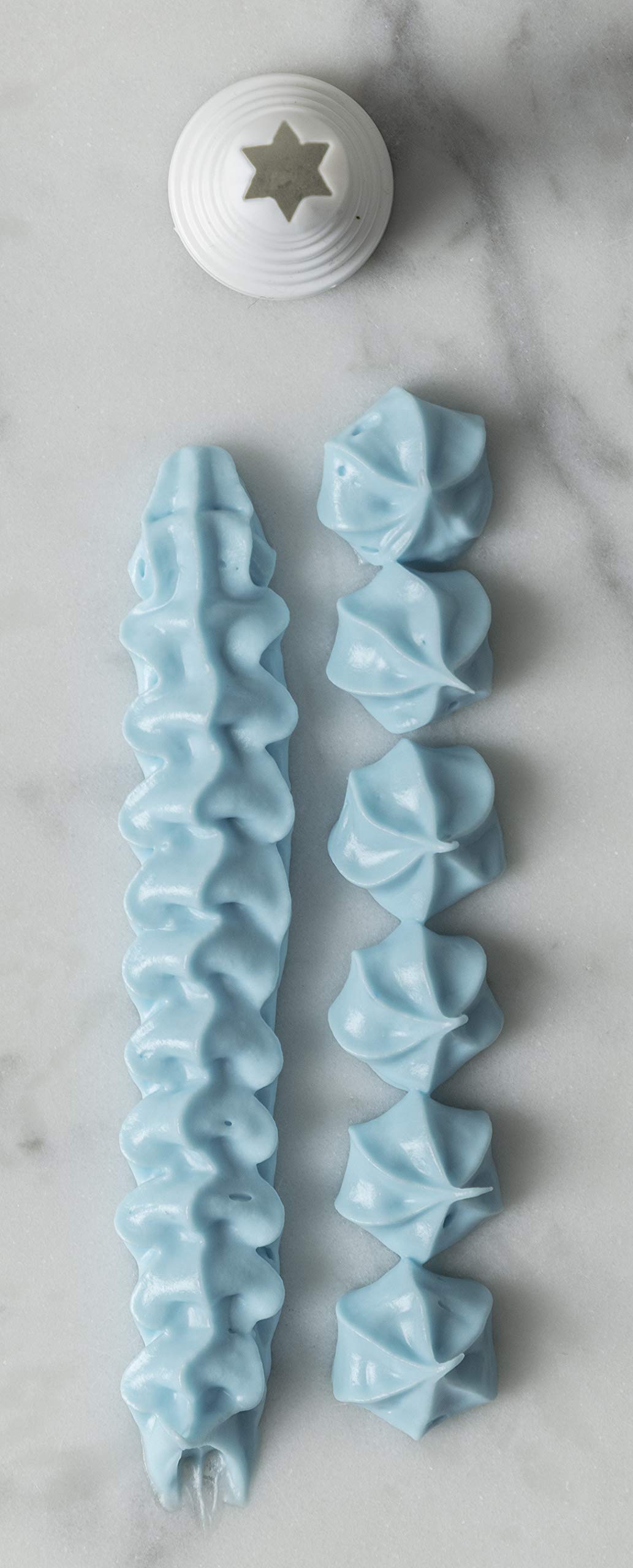 Disposable Decorating Bags with 3 Nozzles Set - 100 Pack Icing Piping Bags for Cake, Cookie & Cupcake Decorating | Perfect for Birthday Parties, Wedding Cakes & Baking Gifts