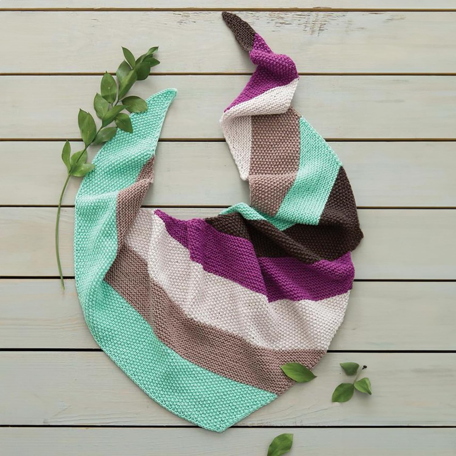 Leisure Arts Boomerang Shawls Knitting Book - Easy Knit Patterns & How to Knit Guide for Beginners & Advanced - Perfect for DIY Gifts, Winter Accessories & Cozy Home Projects