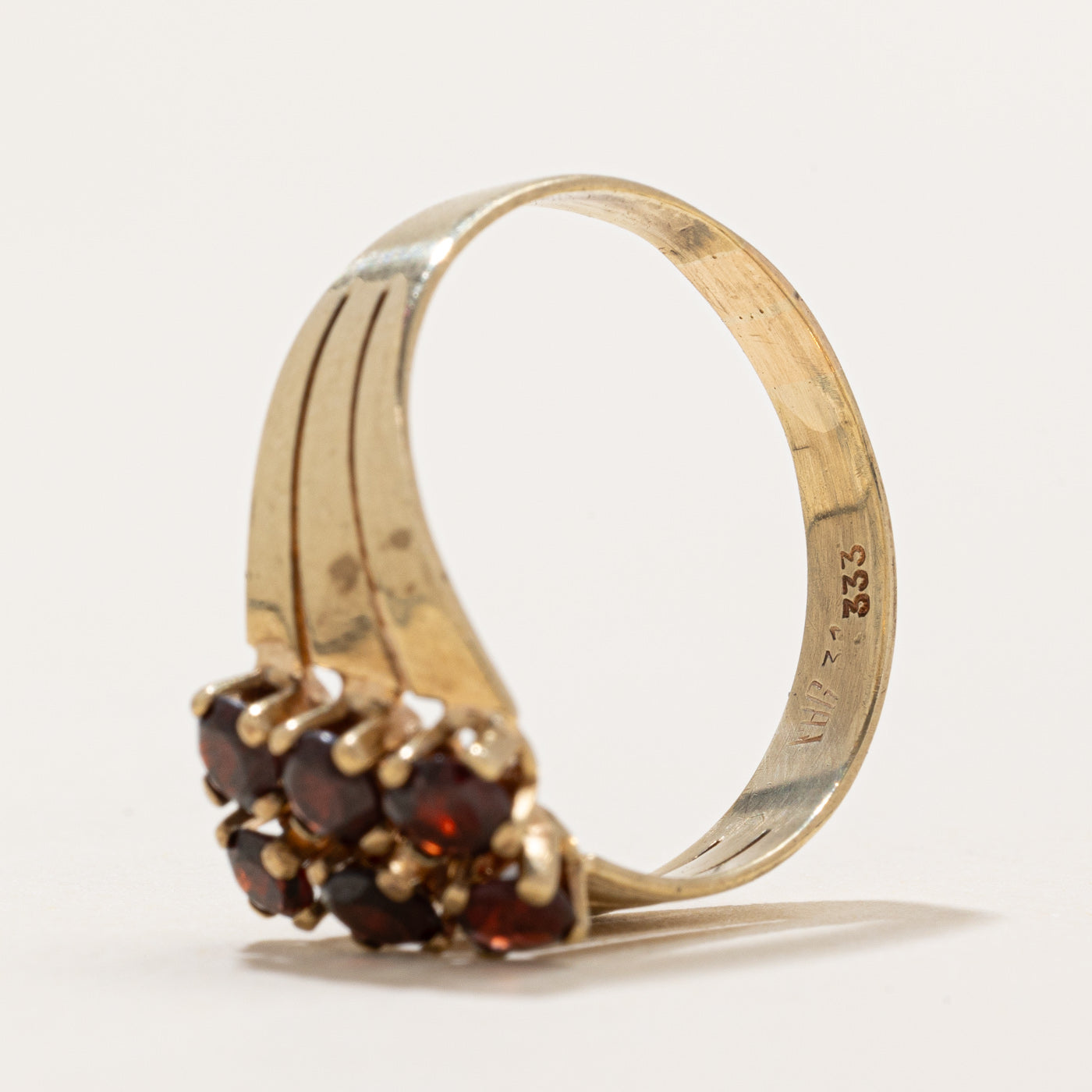 0.90ctw Genuine Garnet Sterling Silver Ring - Size 8.5 | Elegant Birthstone Jewelry for Women | Perfect Gift for Anniversary, Birthday & Valentine's Day