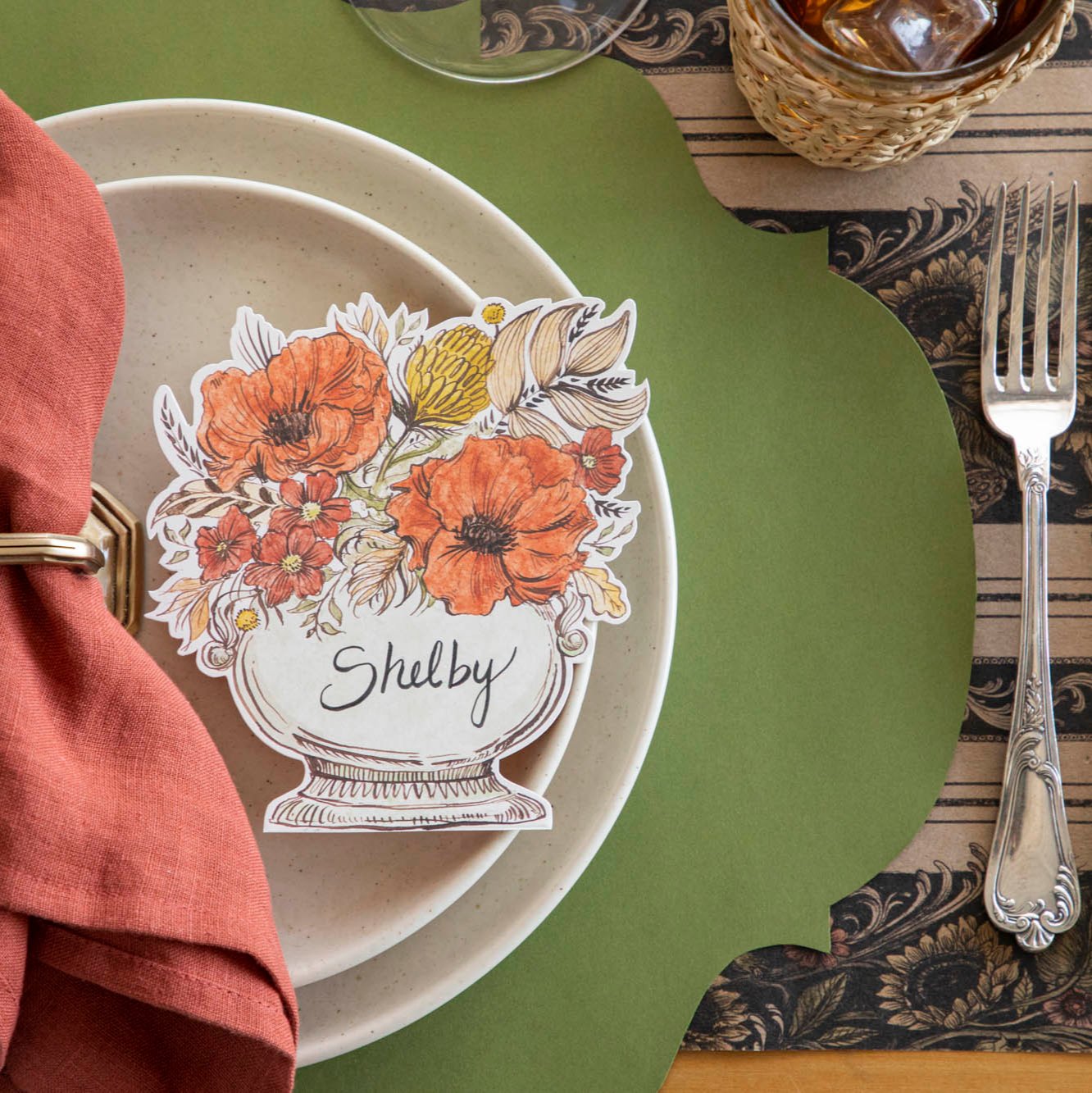 Elegant Autumn-Themed Place Cards for Weddings, Thanksgiving, and Fall Events - Perfect for Table Settings and Seasonal Decorations