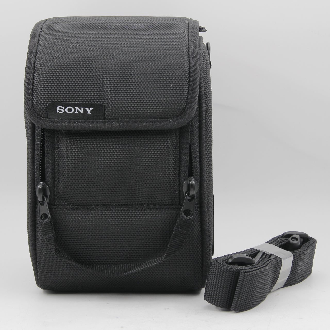 Open Box Excellent Condition Sony FE 85mm f/1.4 GM Lens - Premium Portrait Photography for Professionals & Enthusiasts - Perfect for Weddings, Studio Shoots & Low-Light Scenes