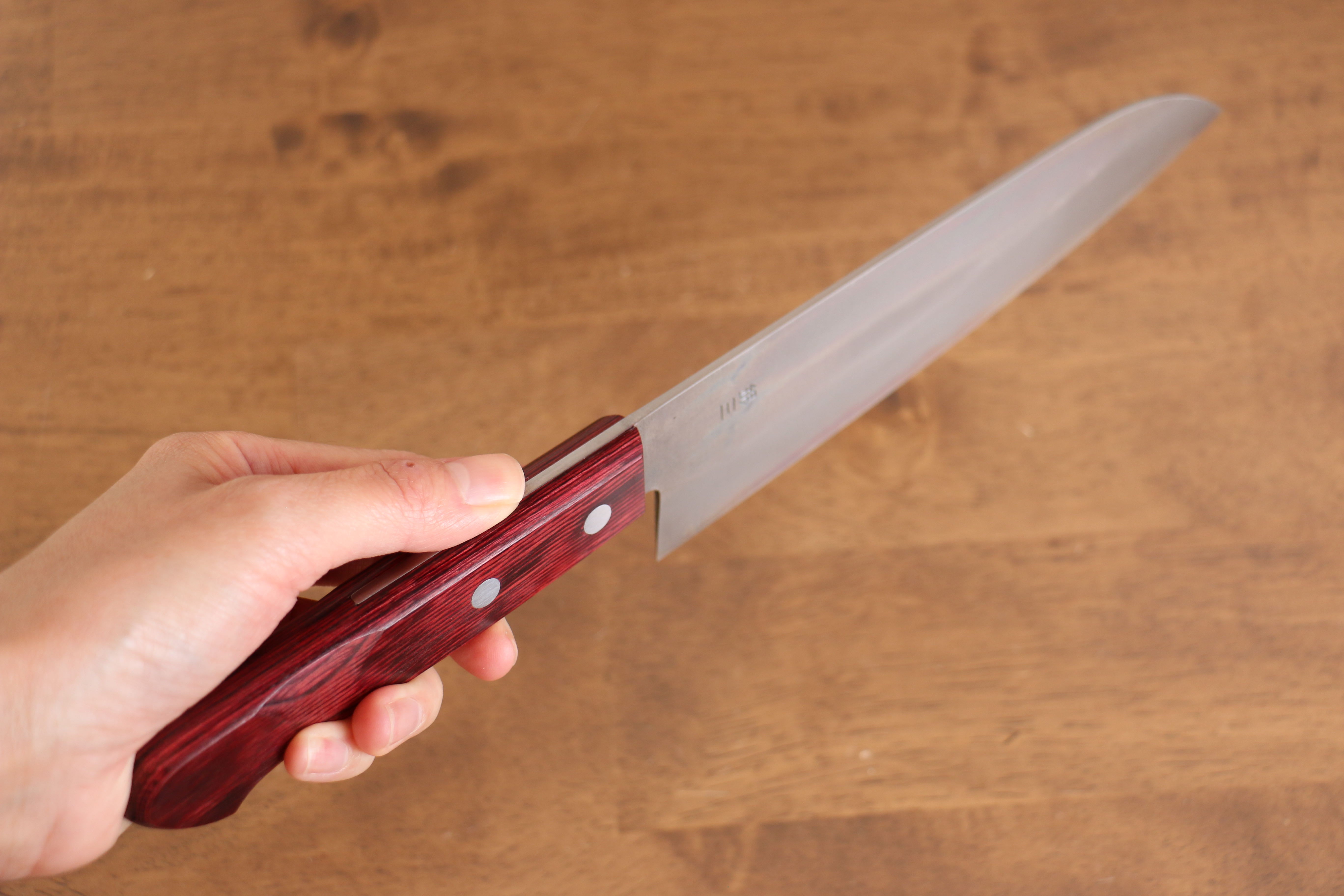 Nao Yamamoto 180mm Santoku Knife - Japanese Silver Steel No.3 Nashiji Blade with Red Pakka Wood Handle - Perfect for Slicing, Dicing & Chopping Vegetables, Meat & Fish in Professional & Home Kitchens