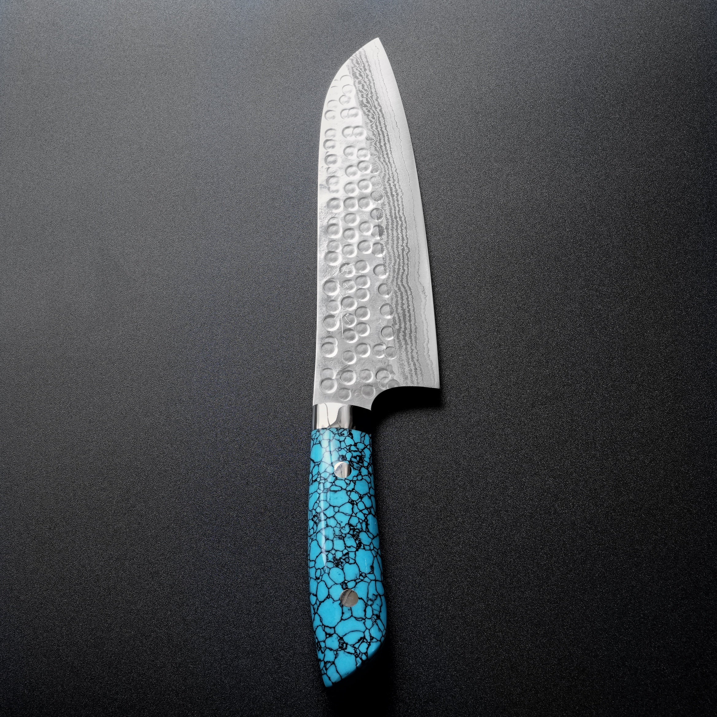 Premium Saji Takeshi SRS13 Hammered Damascus Santoku Knife 180mm - Blue Turquoise Handle - Japanese Kitchen Knife for Professional Chefs & Home Cooking - Perfect for Slicing, Dicing & Chopping Vegetables, Meat & Fish