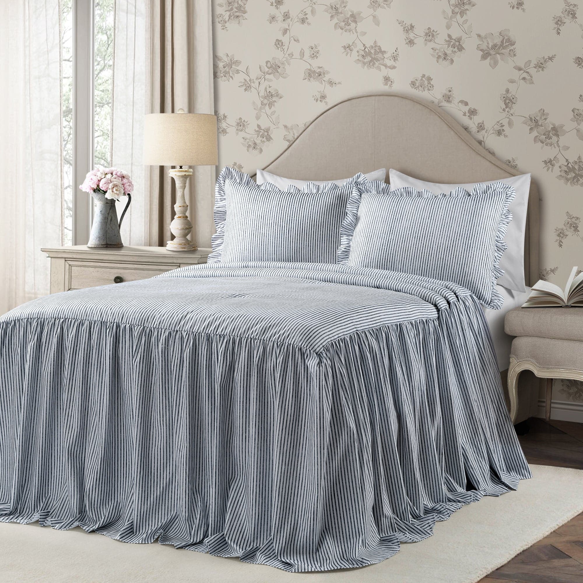Stylish Ticking Stripe Bedspread Set - Queen Size, Soft Cotton, Breathable & Durable - Perfect for Bedroom Decor, Guest Rooms & Cozy Home Styling