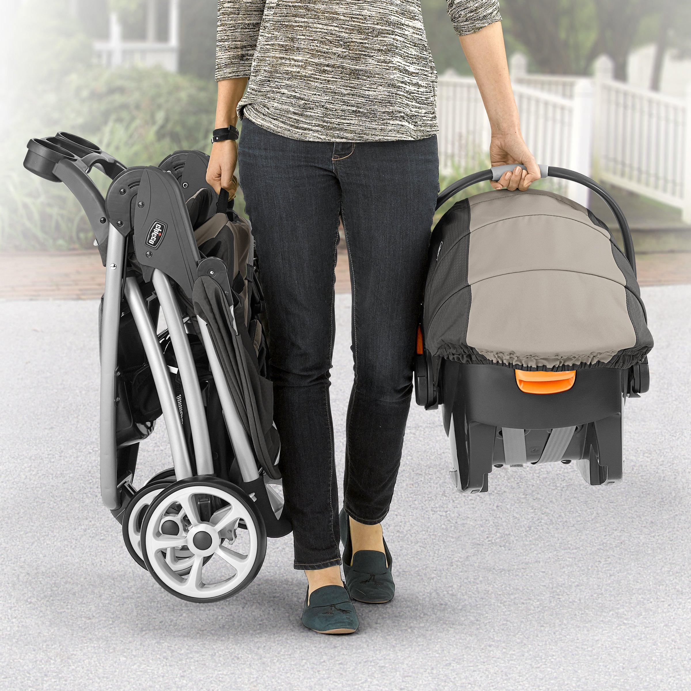 Chicco Viaro Travel System Stroller and Car Seat Combo in Cranberry Red - Perfect for Newborns, Infants & Toddlers | Ideal for Air Travel, Shopping & Daily Outings