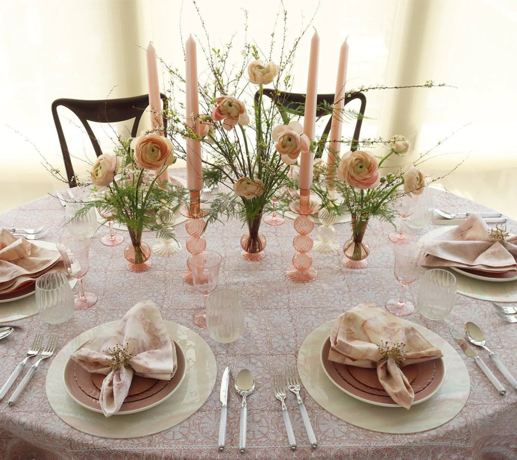 Elegant Mauve Provence Tablecloth - French Country Style Cotton Table Cover for Dining Room, Kitchen, or Outdoor Picnic