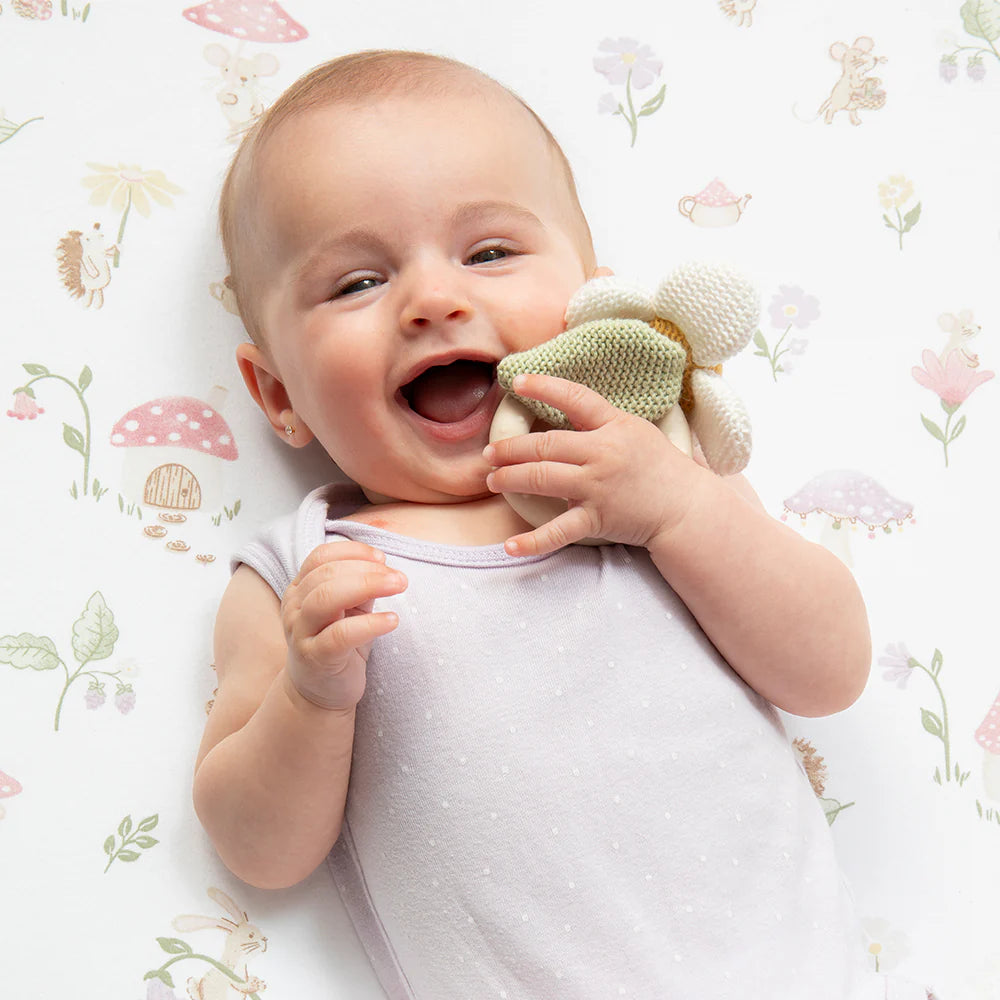 Whimsical Wonderland Daisy Teething Ring Rattle - Soothing Baby Teether Toy with BPA-Free Silicone for Infants 0-12 Months | Perfect for Teething Relief, Sensory Play & Early Development