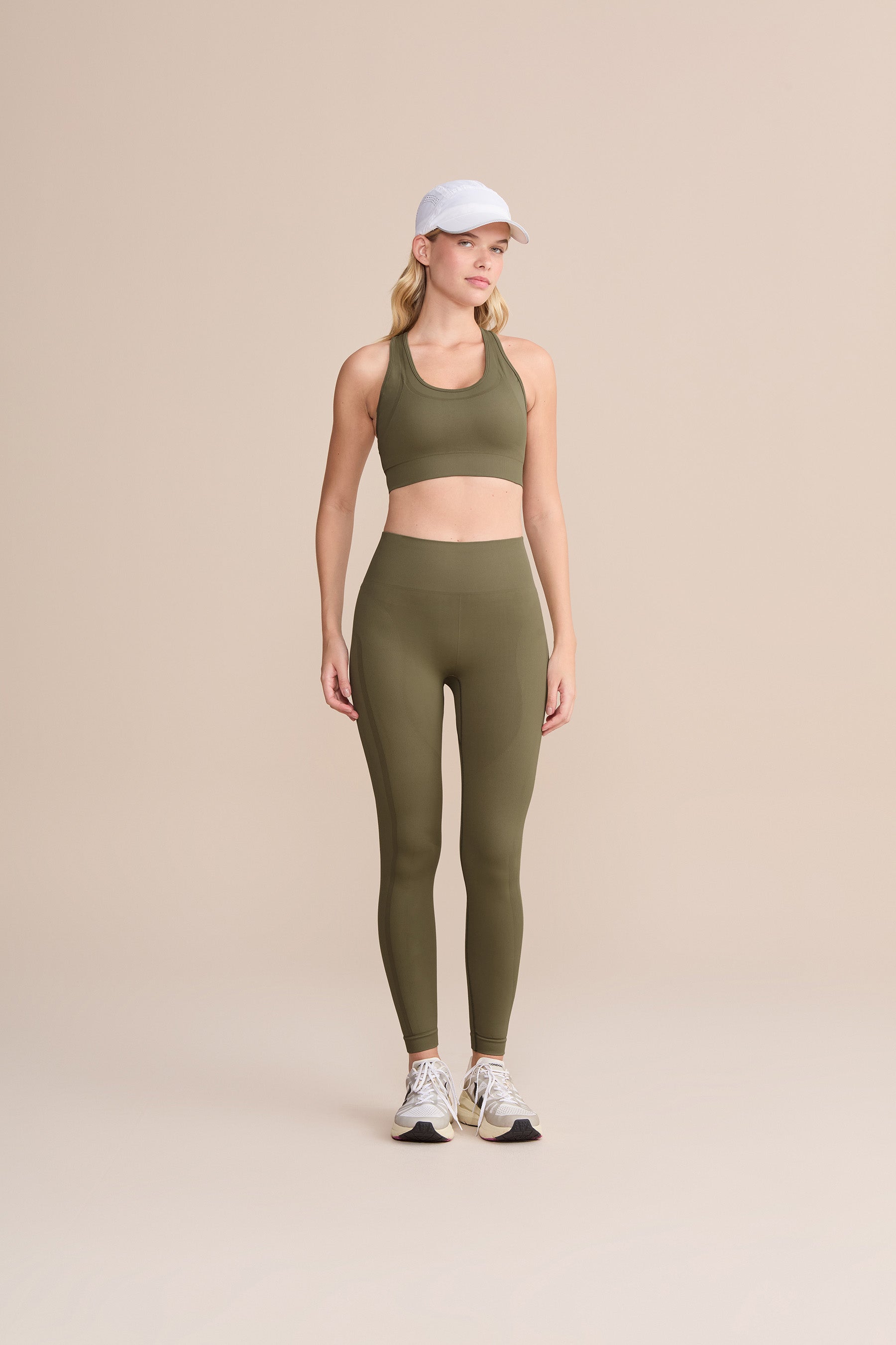 Seamless Knit Leggings for Women - High Waist Yoga Pants with Stretchy Comfort - Perfect for Workouts, Running & Lounge Wear