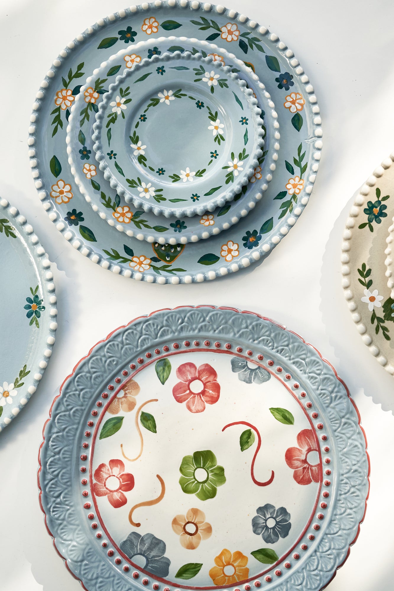 Hand Painted Floral Centerpiece Plate - Elegant Decorative Dish for Dining Table, Wedding, Party Decor & Home Decorating