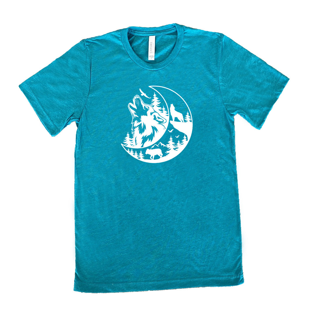 Howling Wolf Moon Graphic T-Shirt for Men & Women - Stylish Unisex Tee for Casual Wear, Outdoor Adventures, and Nature Lovers