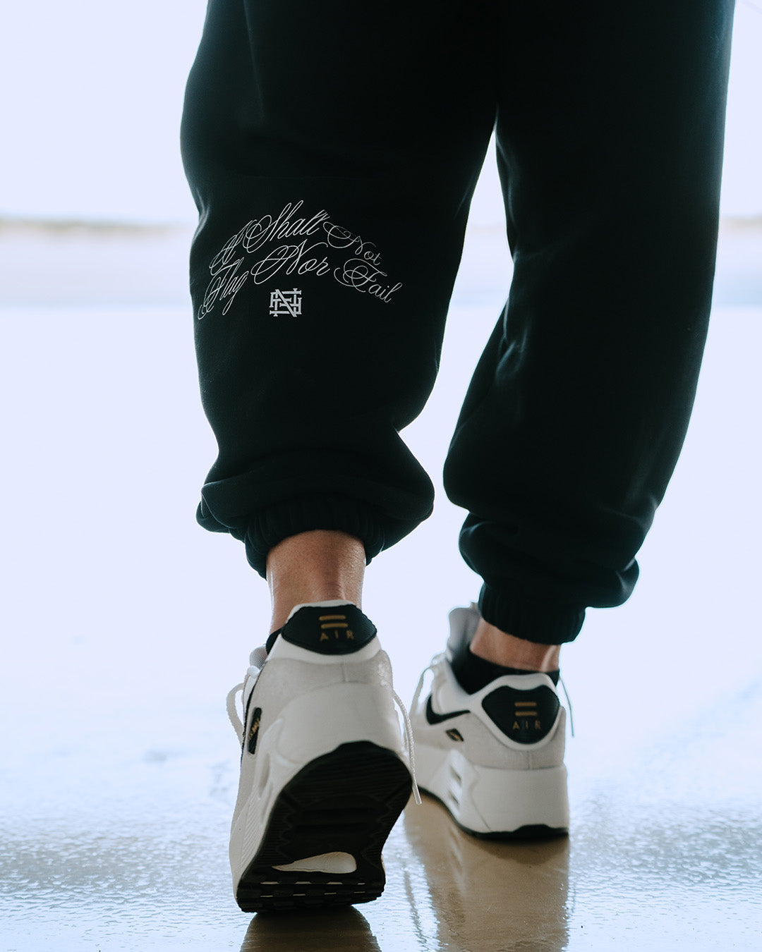 Women's Oversized Sweatpants - Black | Soft & Comfortable Joggers for Lounge, Workout & Casual Wear
