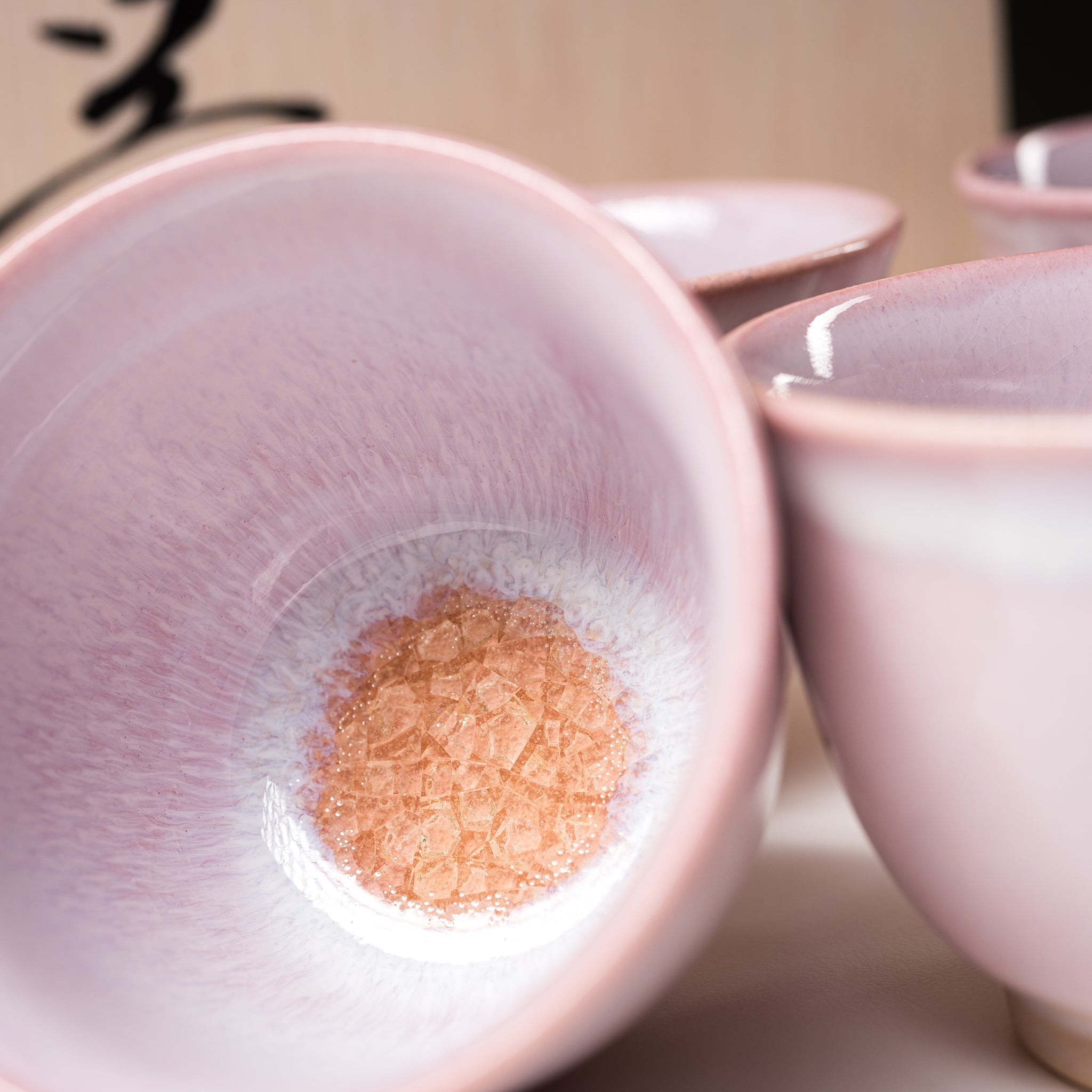 Premium Tenryu Kiln Hagi Ware Japanese Tea Set with Wooden Box - Milky Pink Ceramic for Matcha & Sencha - Perfect for Traditional Tea Ceremonies & Home Decor