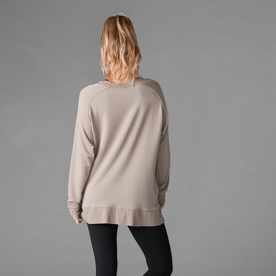 Tavi Noir Cozy Sweatshirt for Women - Soft Fleece Pullover Hoodie, Casual Loungewear for Fall & Winter - Perfect for Coffee Dates, Errands and Relaxing at Home