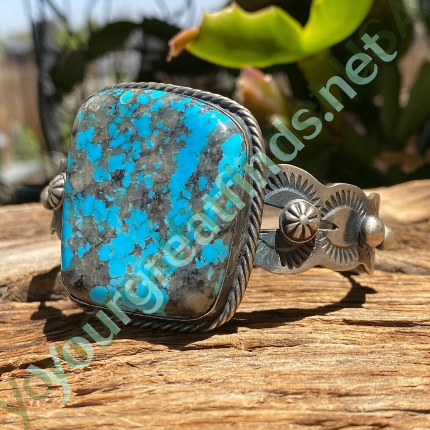 Sterling Silver Chimney Butte Bracelet with Natural Turquoise and Quartz Stone - Handmade Boho Jewelry for Women, Perfect for Casual Wear, Gift Giving & Spiritual Healing