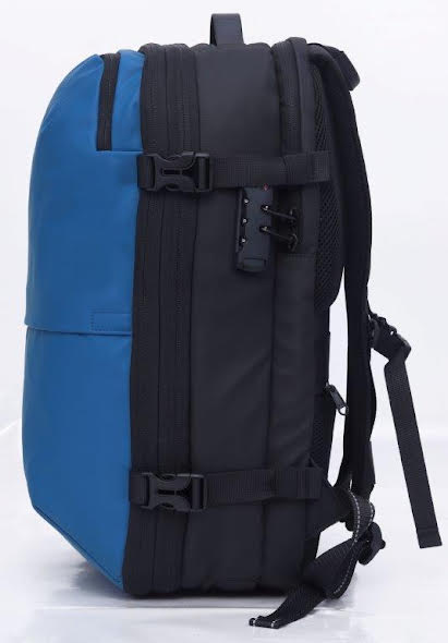 Travelite 17.3 Inch Vacuum Compression Travel Backpack with Hand Pump - Lightweight Carry-On Luggage for Airplane, Camping & Outdoor Adventures (Blue)