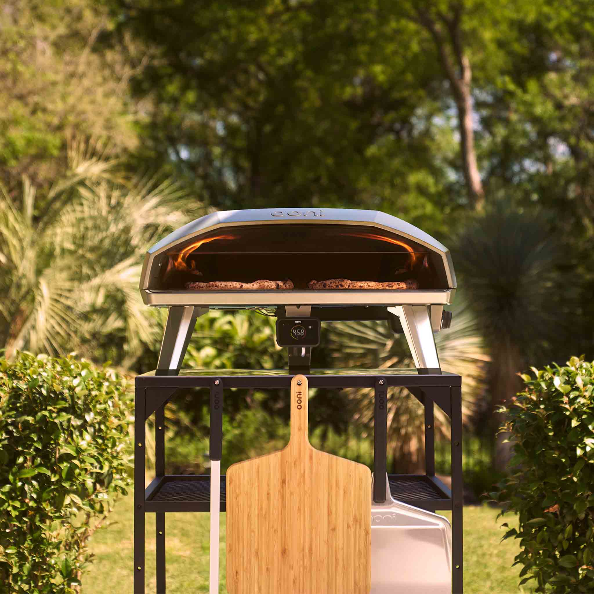 Ooni Koda 2 Max Gas Powered Pizza Oven - Portable Outdoor Pizza Maker for Backyard, Camping & Parties - Perfect for Wood-Fired Style Pizzas at Home