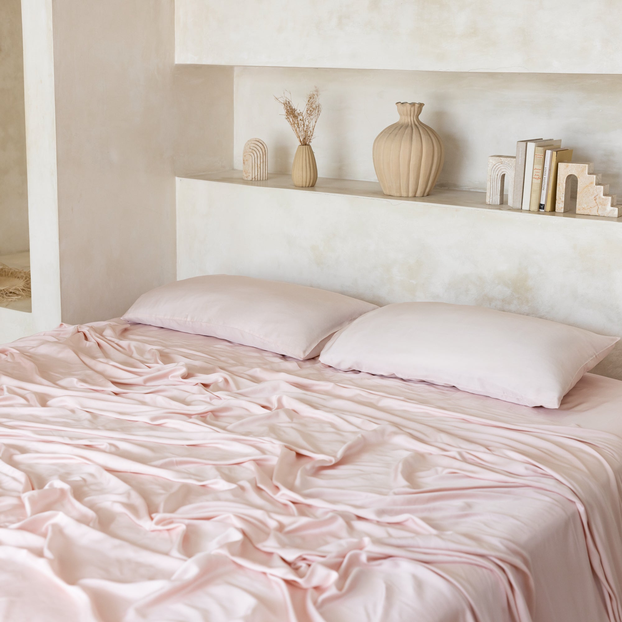Organic Bamboo Sateen Duvet Cover Set - Soft Luxury Bedding for All Seasons | Eco-Friendly & Hypoallergenic | Perfect for Master Bedroom, Guest Room & Vacation Homes