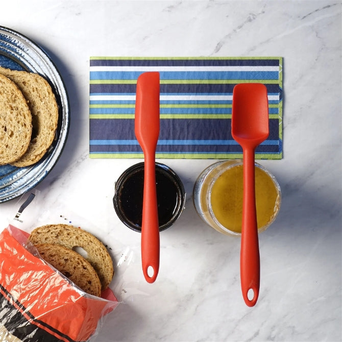 Premium Silicone Spatula and Spoonula Set - Non-Stick, Heat Resistant Kitchen Utensils for Baking, Cooking, and Mixing - Ideal for Home Chefs and Bakers (Red)