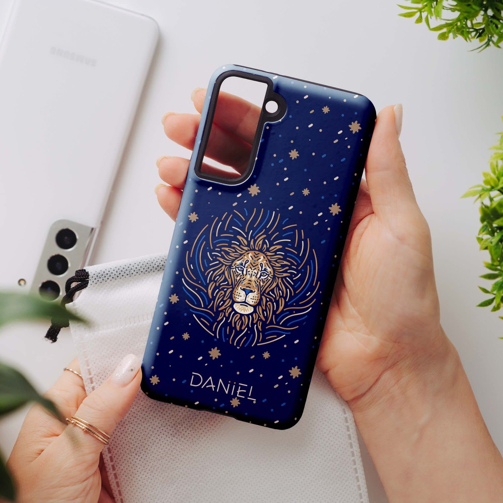 Personalized Leo Zodiac Sign Phone Case - Custom Name Astrology Cover for Samsung Galaxy S25 Plus, S24 Ultra, S23, S22, S21, S20, S10, S9, S8, Note 20 & 10 - Perfect for Horoscope Lovers & Gift Giving
