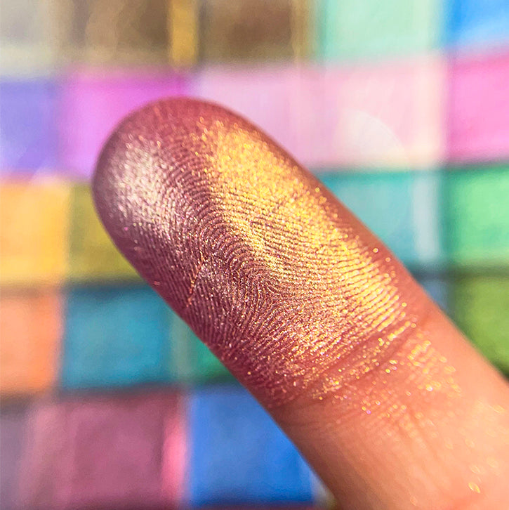 Sceptre Pearlescent Multichrome Eyeshadow Palette - Long Lasting Shimmer & Metallic Makeup for Day & Night Looks - Perfect for Parties, Date Nights & Special Occasions
