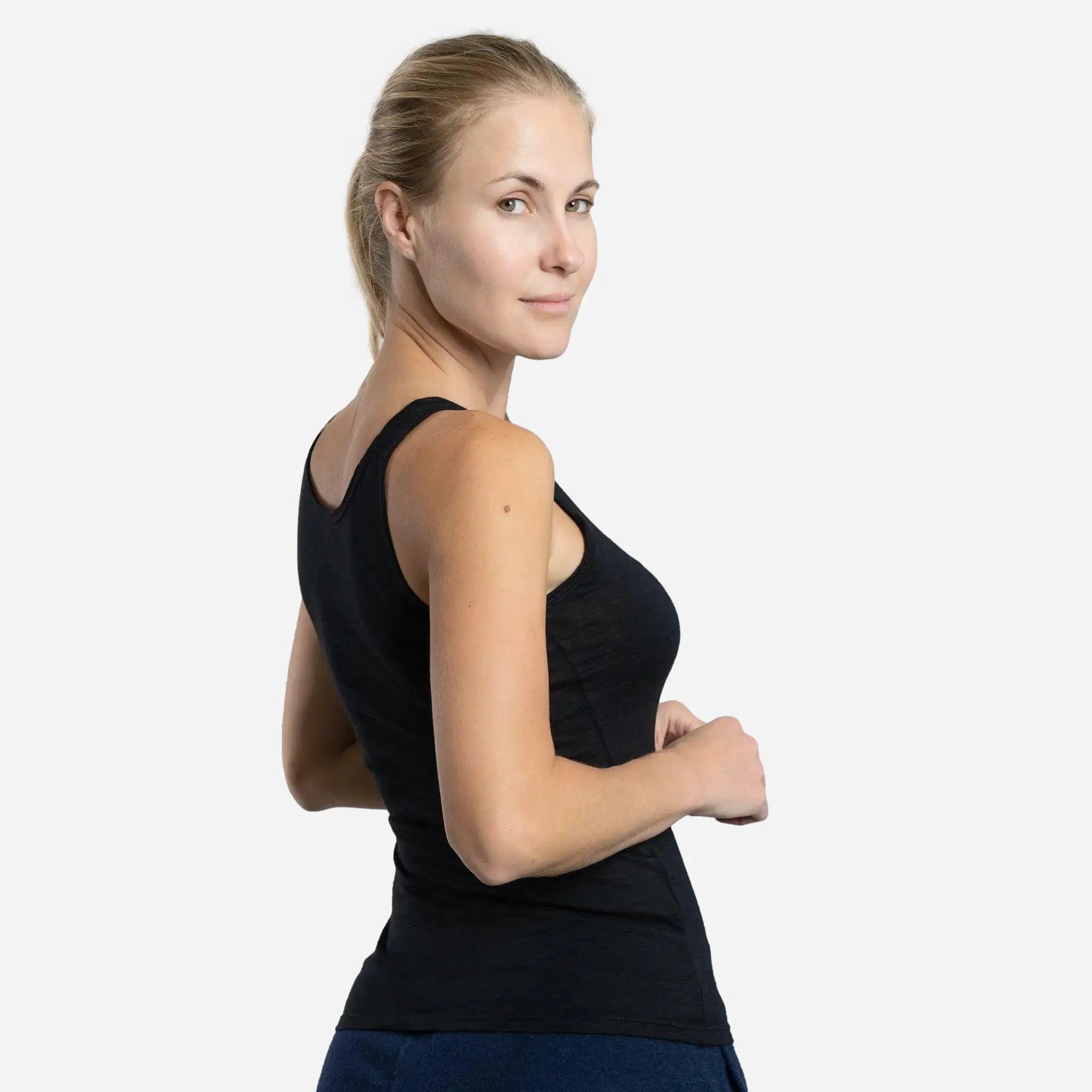 Ultralight Women's Alpaca Wool Tank Top - 160 GSM Soft & Breathable Summer Layering Piece for Travel & Outdoor Activities