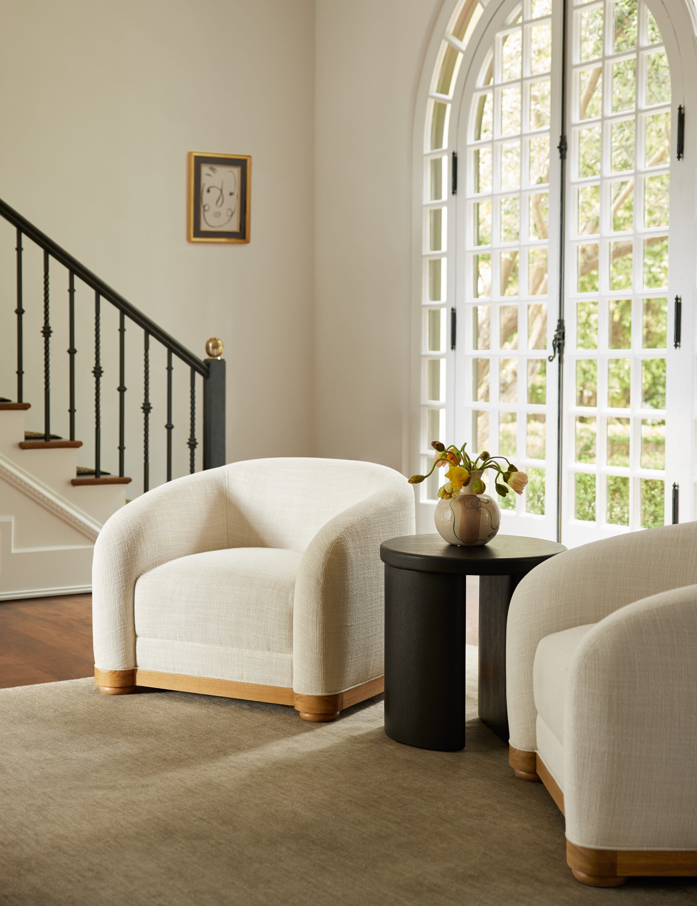 Round Side Table by Olga - Modern Accent Table for Living Room, Bedroom, or Office - Perfect for Coffee, Books, and Decor