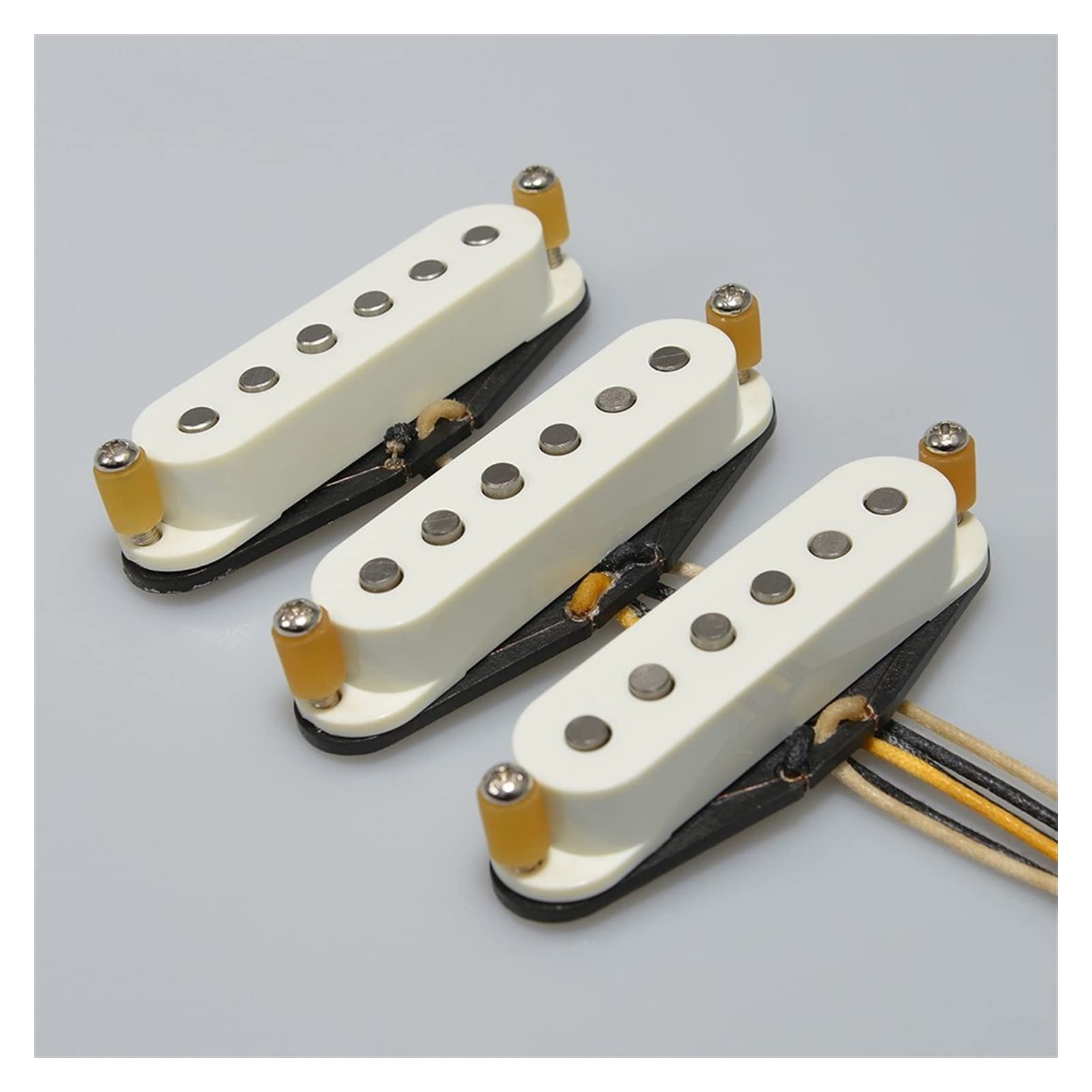 Premium SSS Handwound Alnico 3 Single Coil Guitar Pickups for Fender Stratocaster ST - Replacement Pickup Set (Neck/Middle/Bridge) - Perfect for Blues, Rock & Vintage Tone Enhancement
