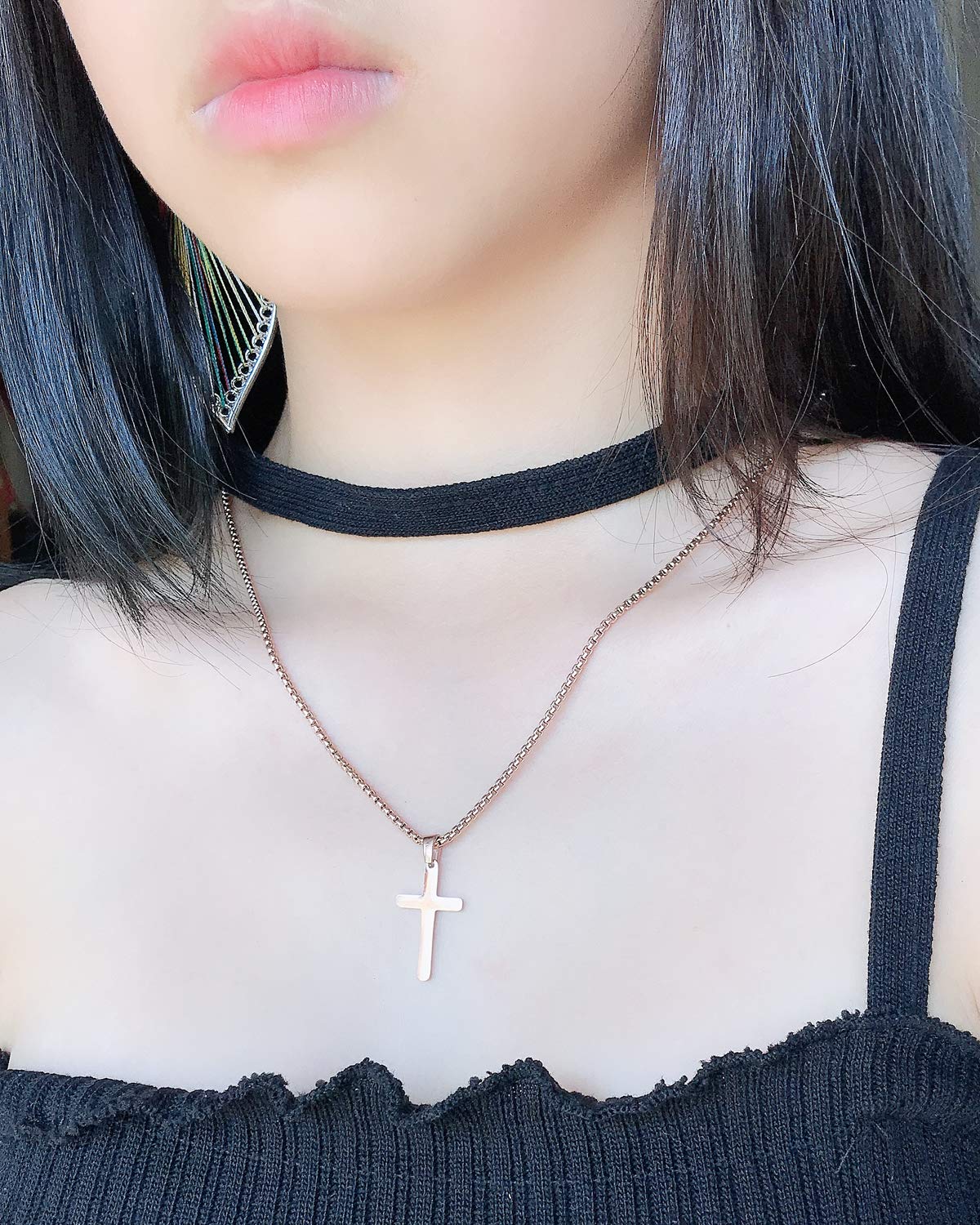 Elegant Small Cross Pendant Necklace for Women - Dainty Simple Gold/Silver Cross Necklace - Perfect Mothers Day Gift, Birthday Present for Her - Ideal for Church, Weddings & Everyday Wear