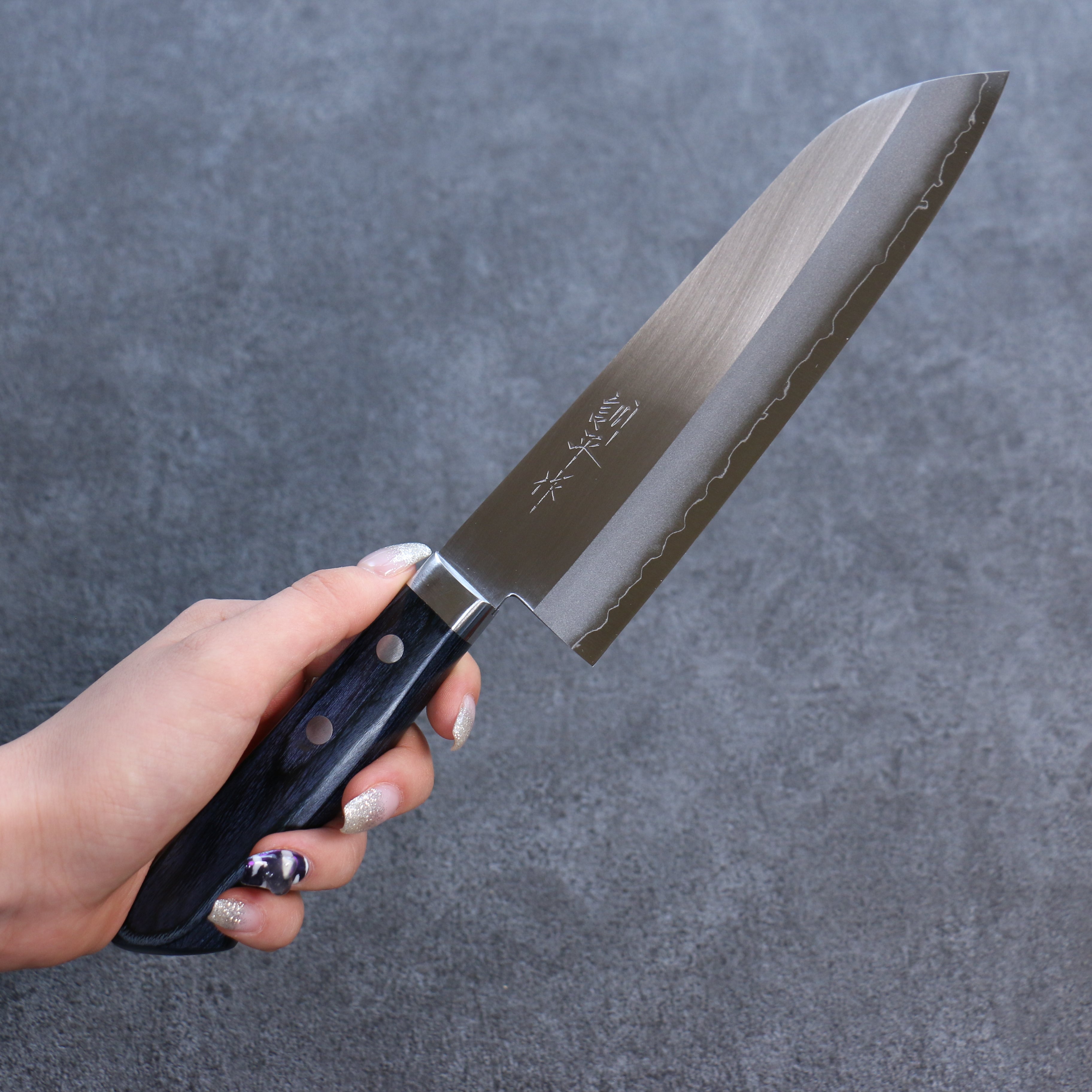Premium Kunihira VG1 Santoku Knife 170mm - Japanese Migaki Finished Blade with Navy Blue Pakkawood Handle - Perfect for Slicing, Dicing & Chopping Vegetables, Meat & Fish in Professional & Home Kitchens