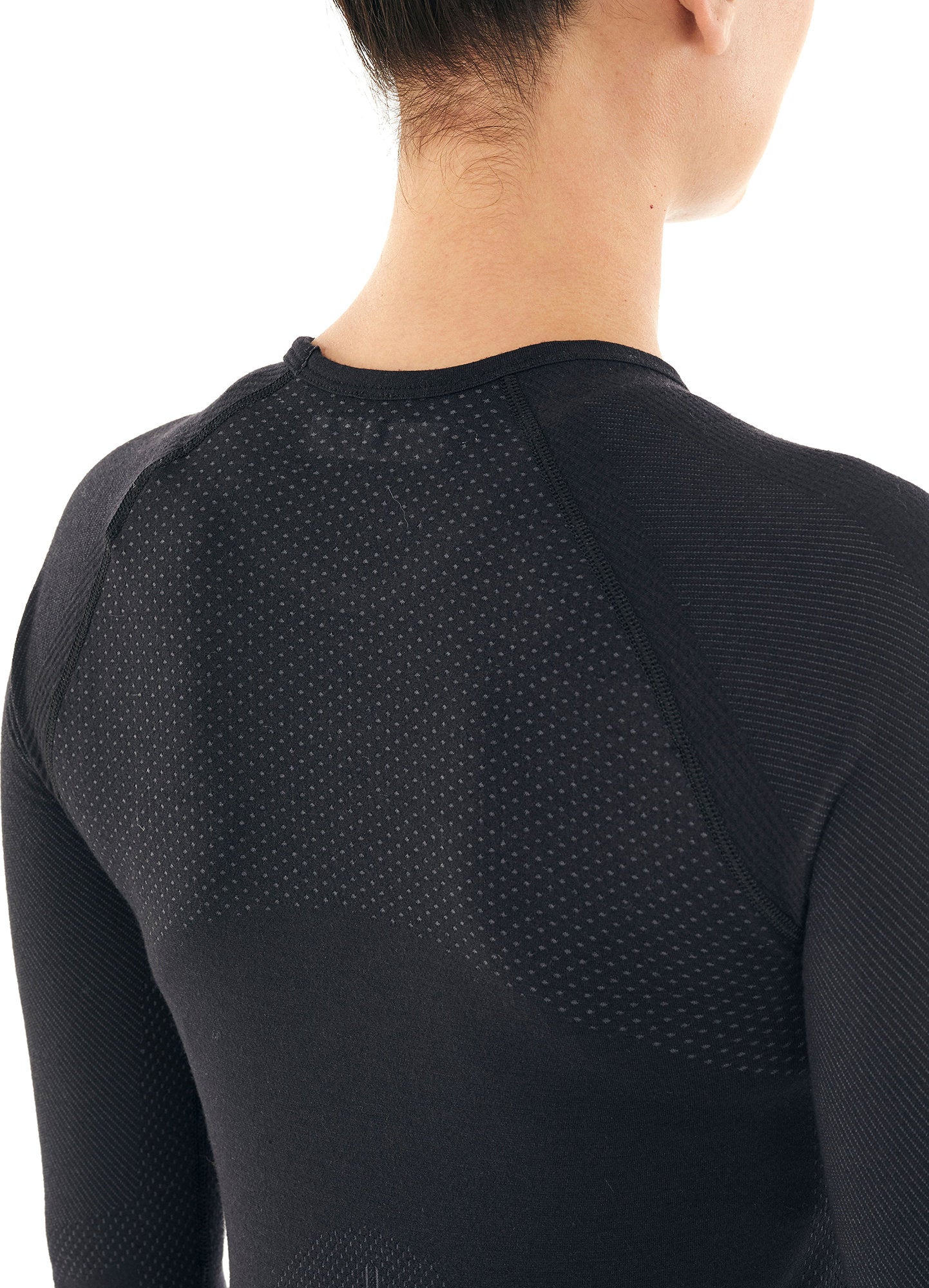 200 Zone Seamless Long Sleeve Base Layer Crewneck for Women - Thermal Underwear for Cold Weather, Yoga, Running & Outdoor Activities