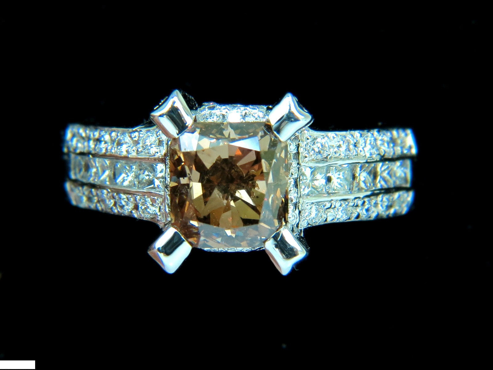 2.76CT GIA Certified Natural Fancy Orange Brown Diamond Ring - 14KT Gold G/VS Clarity - Elegant Jewelry for Weddings, Anniversaries & Special Occasions