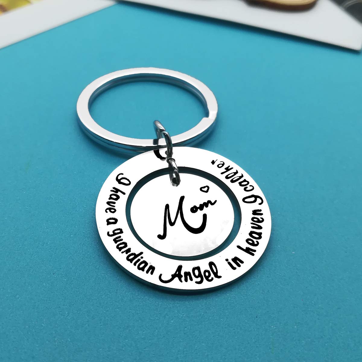 Heavenly Guardian Angel Mom Memorial Keychain - In Memory of Mom Sympathy Gift, Remembrance Jewelry for Loss, Perfect for Mother's Day, Funeral Keepsake & Comforting Grieving Gift