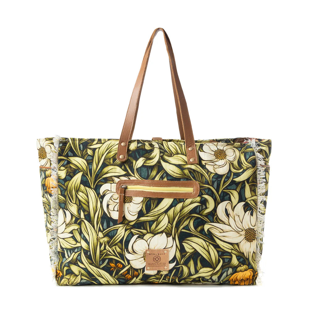 Stylish Floral Weekender Bag for Women - Large Travel Duffel with Spacious Interior - Perfect for Weekend Getaways, Gym, and Overnight Trips