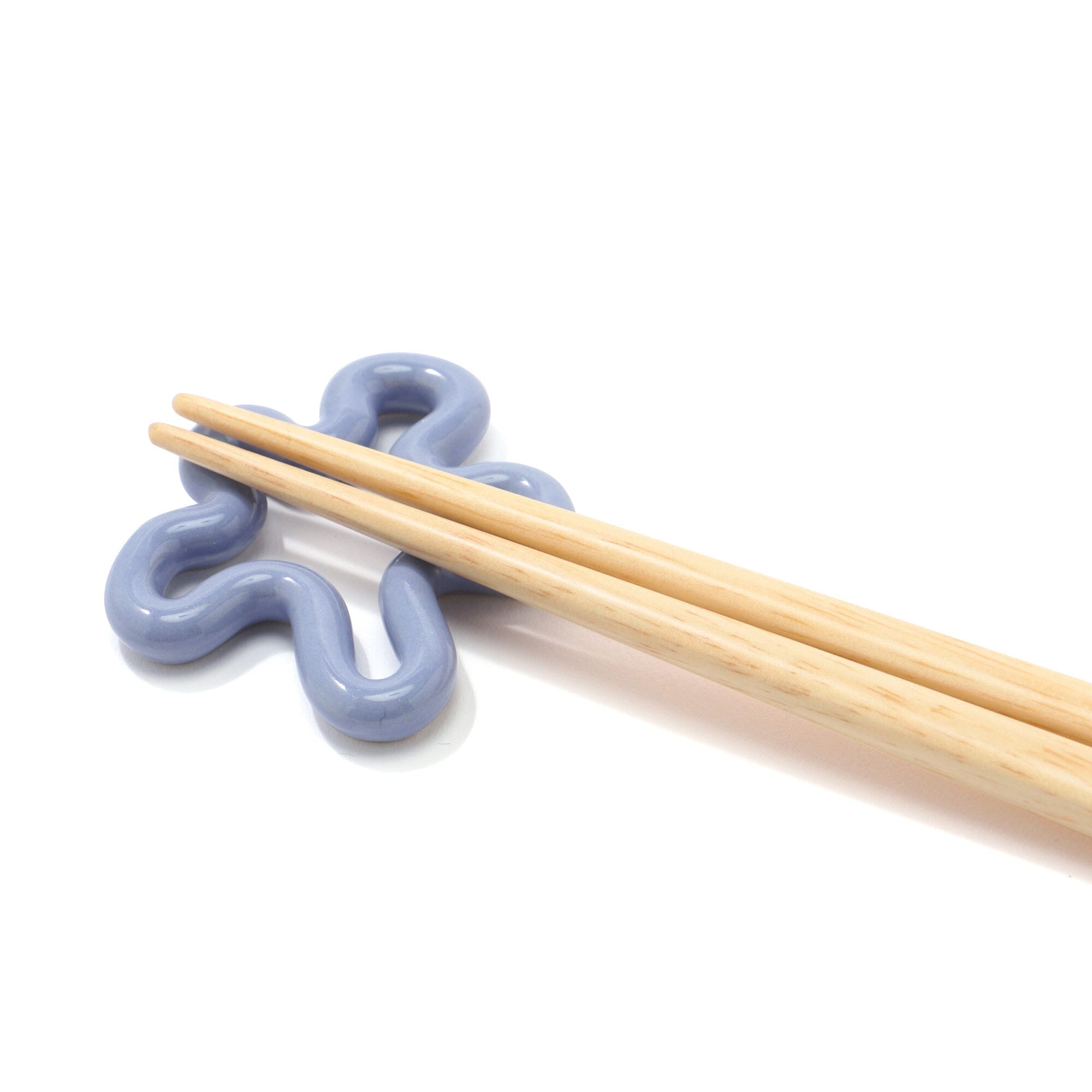 Elegant Purple Flower Chopstick Rest - Asian Dining Tableware for Sushi, Ramen & Home Decor