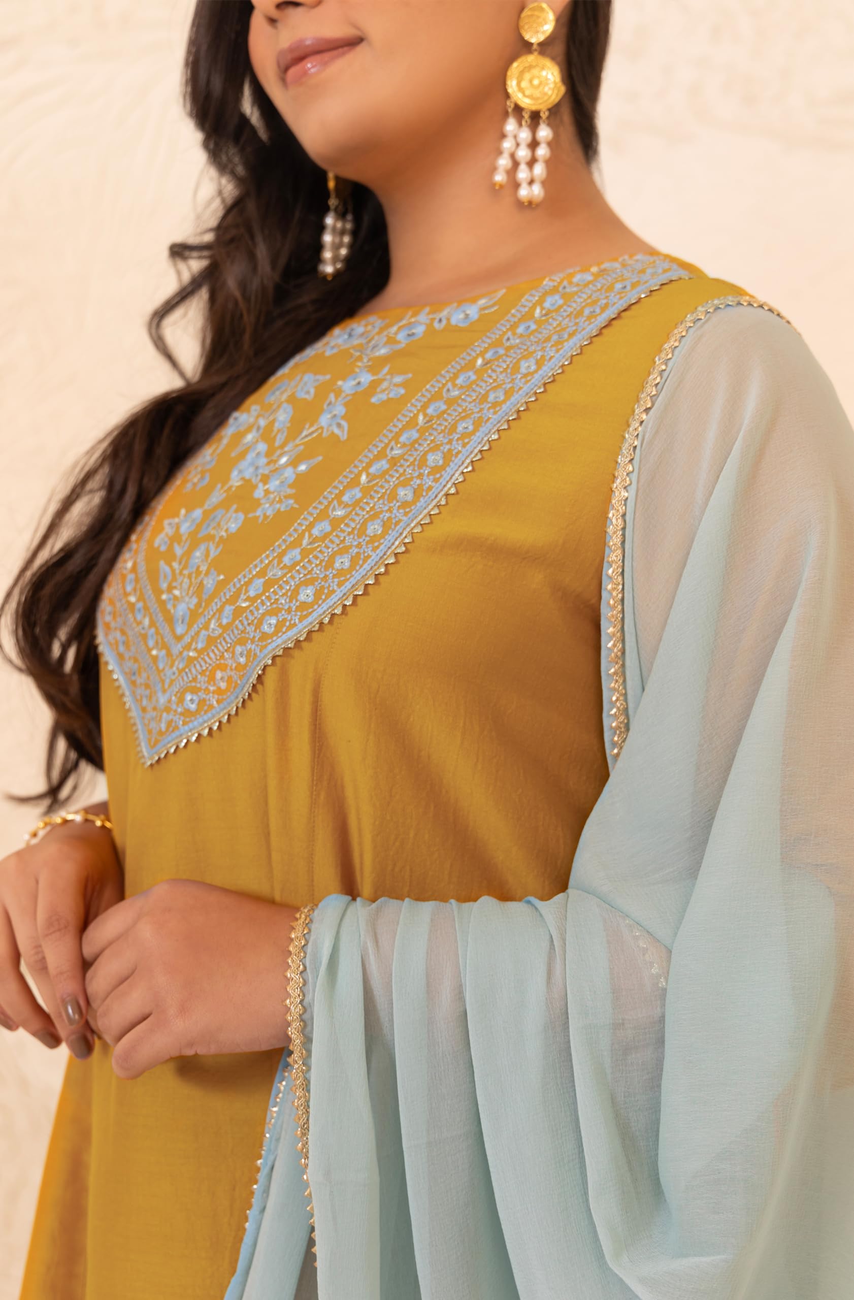 Stylish Indian Plus Size Dresses for Women - Comfortable Ethnic Fashion for Weddings, Parties & Special Occasions