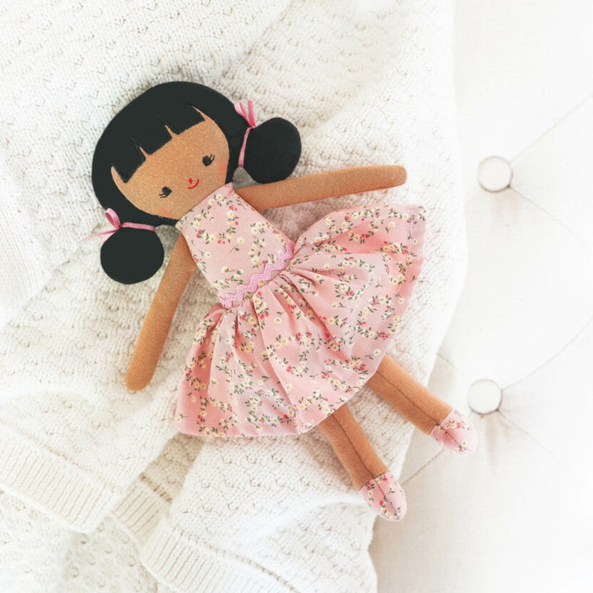 Alimrose Audrey Doll with Posy Heart - Elegant Collectible Doll for Girls, Perfect for Birthday Gifts, Room Decor & Playtime
