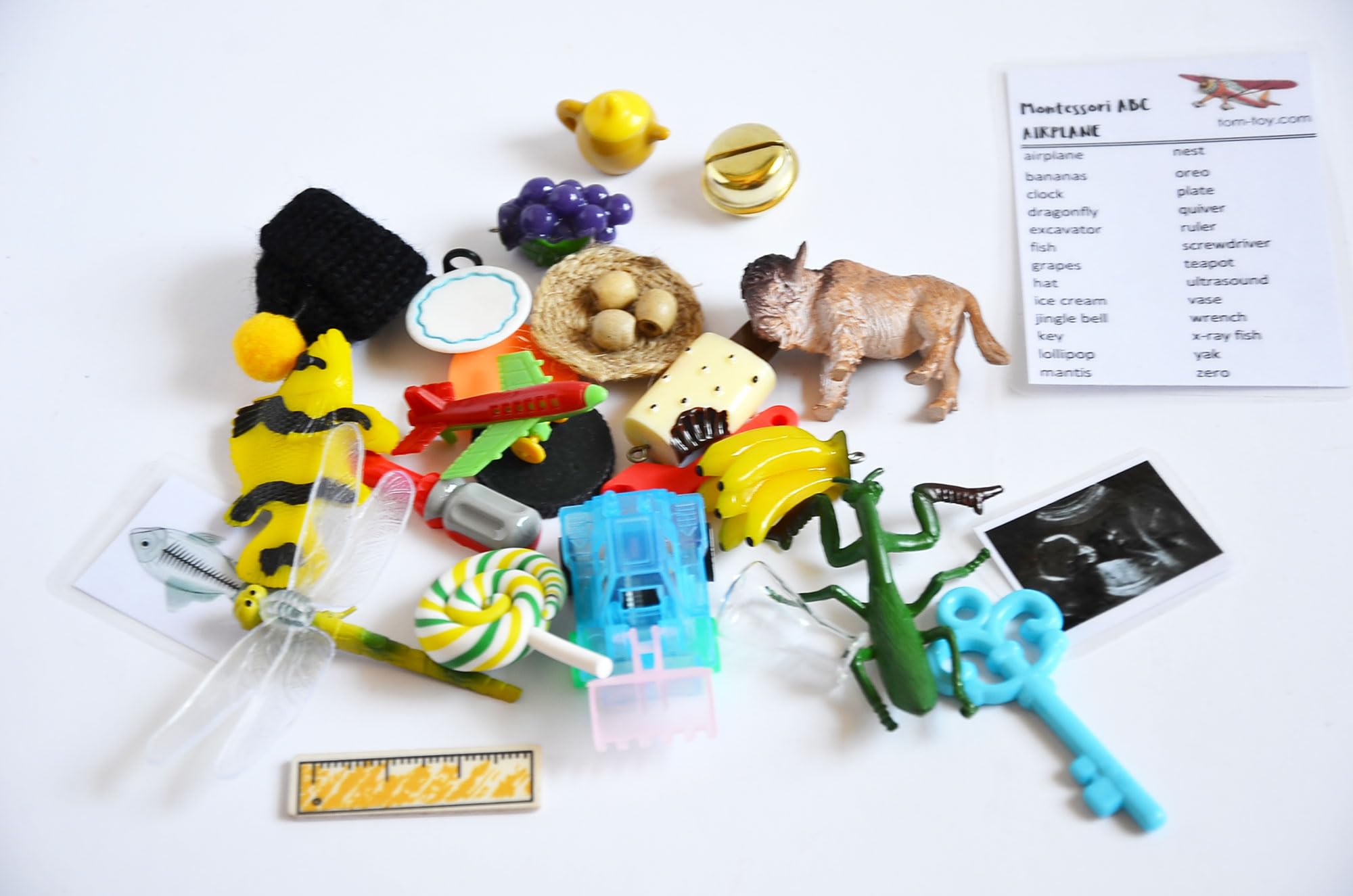 Montessori Alphabet Objects Set - 26 ABC Learning Toys for Kids, Airplane Theme | Perfect for Preschool Education, Homeschooling & Early Childhood Development