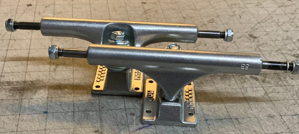 ACE 55 Skateboard Trucks 8.5