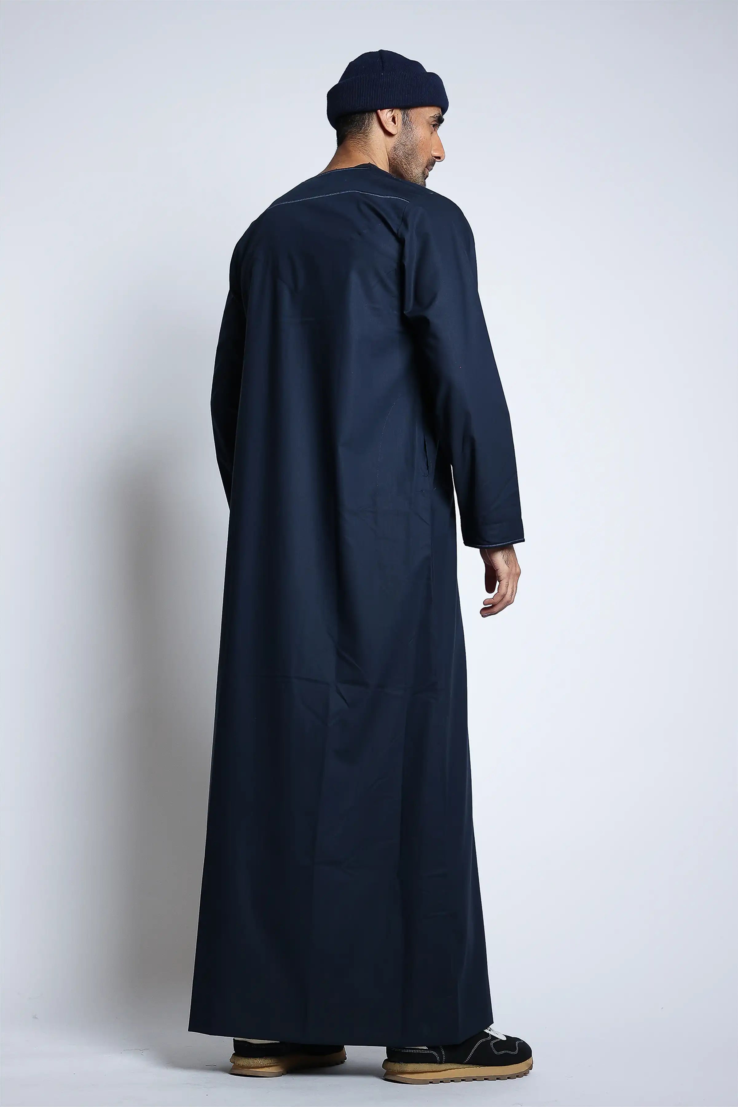 New York Yankees Embroidered Blue Thobe for Men - Traditional Arabic Robe for Eid, Ramadan & Special Occasions - Perfect Gift for Fans & Cultural Events