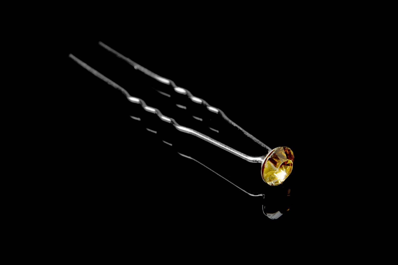 Gold Rhinestone Bun Pin - Elegant Hair Accessory for Weddings, Parties & Special Occasions