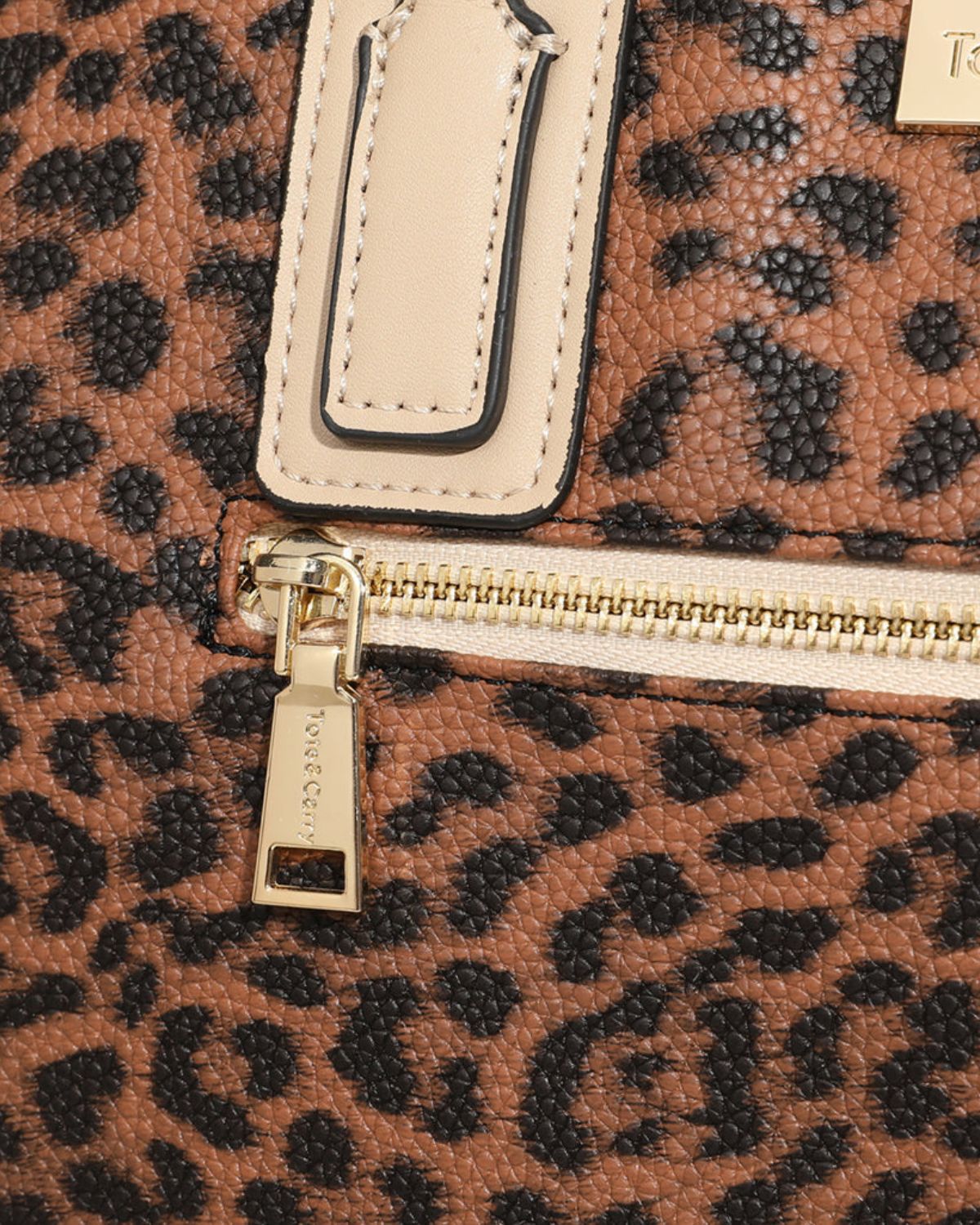Stylish Leopard Print Tote Bag for Women - Fashionable Beige Animal Pattern Shoulder Bag - Perfect for Work, Shopping & Beach Outings