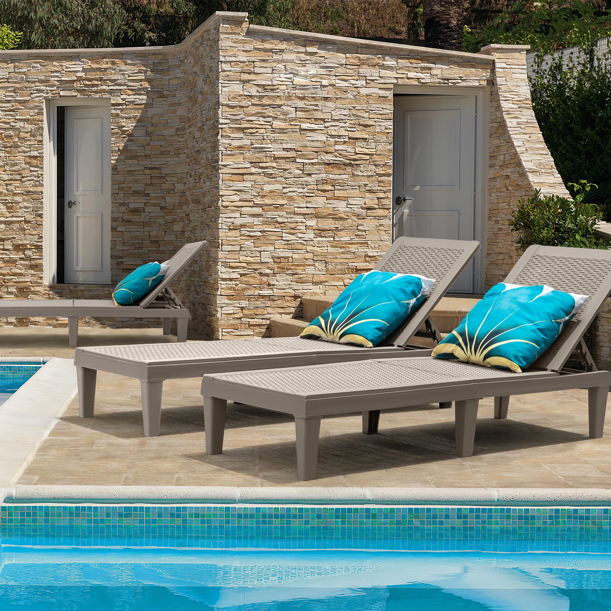 **GUNJI Waterproof Resin Outdoor Lounge Chairs Set of 2 – Adjustable Patio Chaise Loungers for Poolside, Deck & Beach – Sunbathing & Relaxation (Beige)**    *(Perfect for backyard relaxation, poolside lounging, beach vacations, or patio sunbathing!)*
