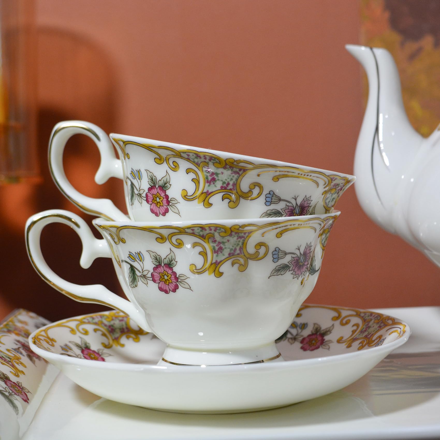 Premium 21-Piece Bone China Tea Set - Elegant White Floral Porcelain Tea Cups, Teapot, Sugar Bowl & Creamer Pitcher - English Tea Party Set for Adults & Women - Perfect for Afternoon Tea, Bridal Showers & Gift Giving