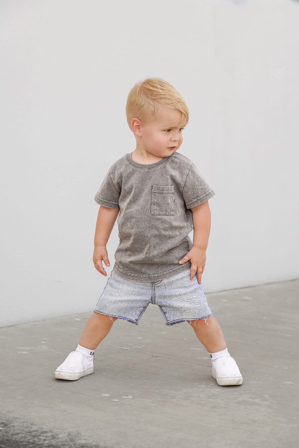 Acid Wash Pocket T-Shirt for Men - Soft Vintage Grey Cotton Tee - Casual Streetwear & Everyday Outfit Essential