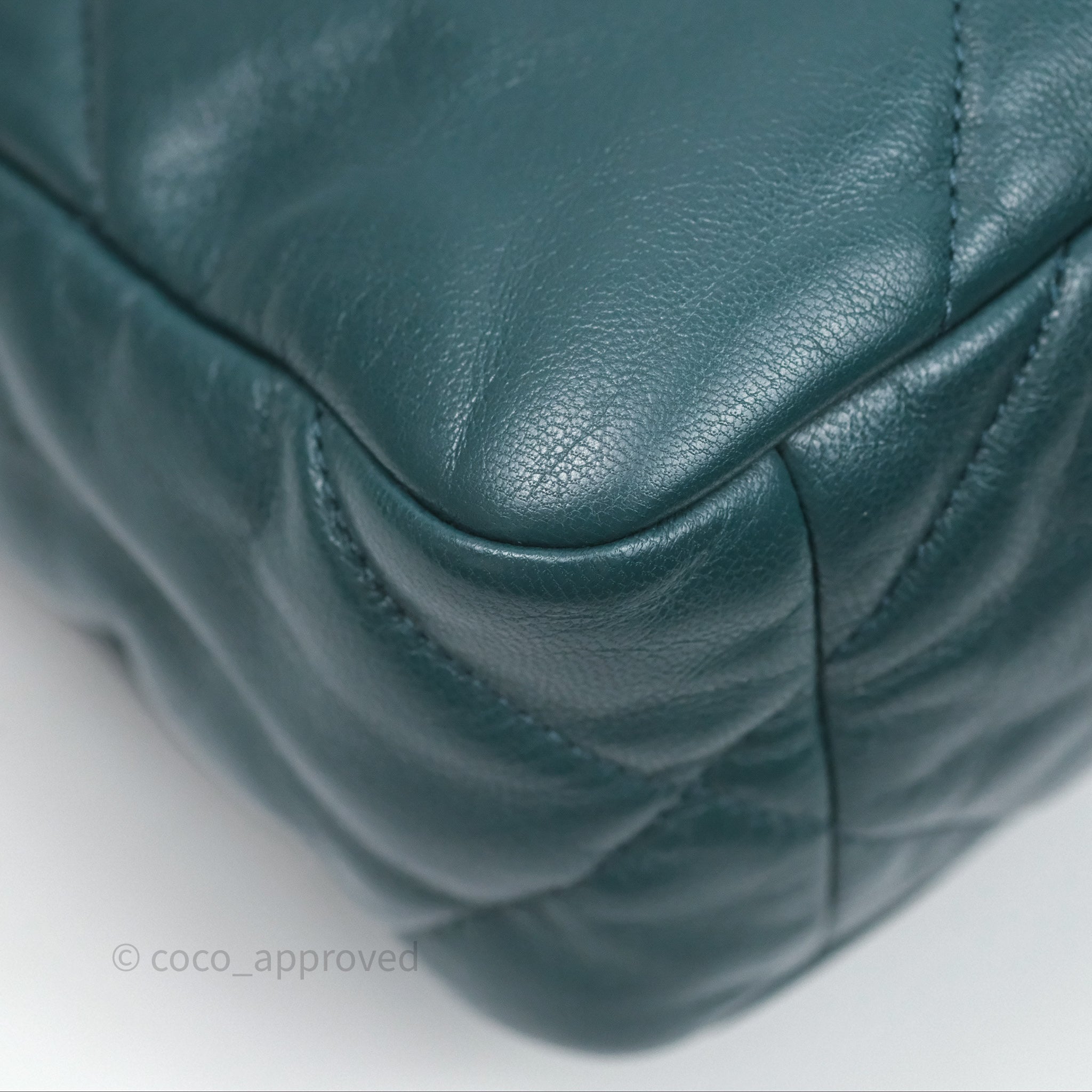 Chanel 19 Small Green Mixed Hardware Flap Bag - Luxury Designer Handbag for Women | Perfect for Everyday Use, Parties & Special Occasions