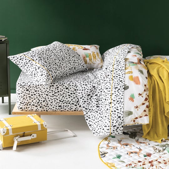 Premium Soft Cotton Herd Print Sheet Set by Hiccups - Queen Size Bedding for Kids & Teens - Perfect for Nursery, Dorm Room or Cozy Bedroom Decor