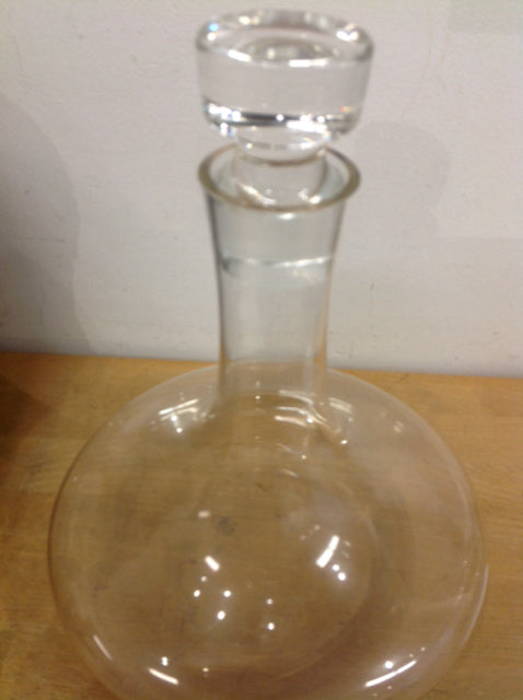 Premium 11 oz Glass Decanter with Elegant Design - Perfect for Wine, Whiskey & Liquor Storage | Great for Home Bars, Gifts & Entertaining