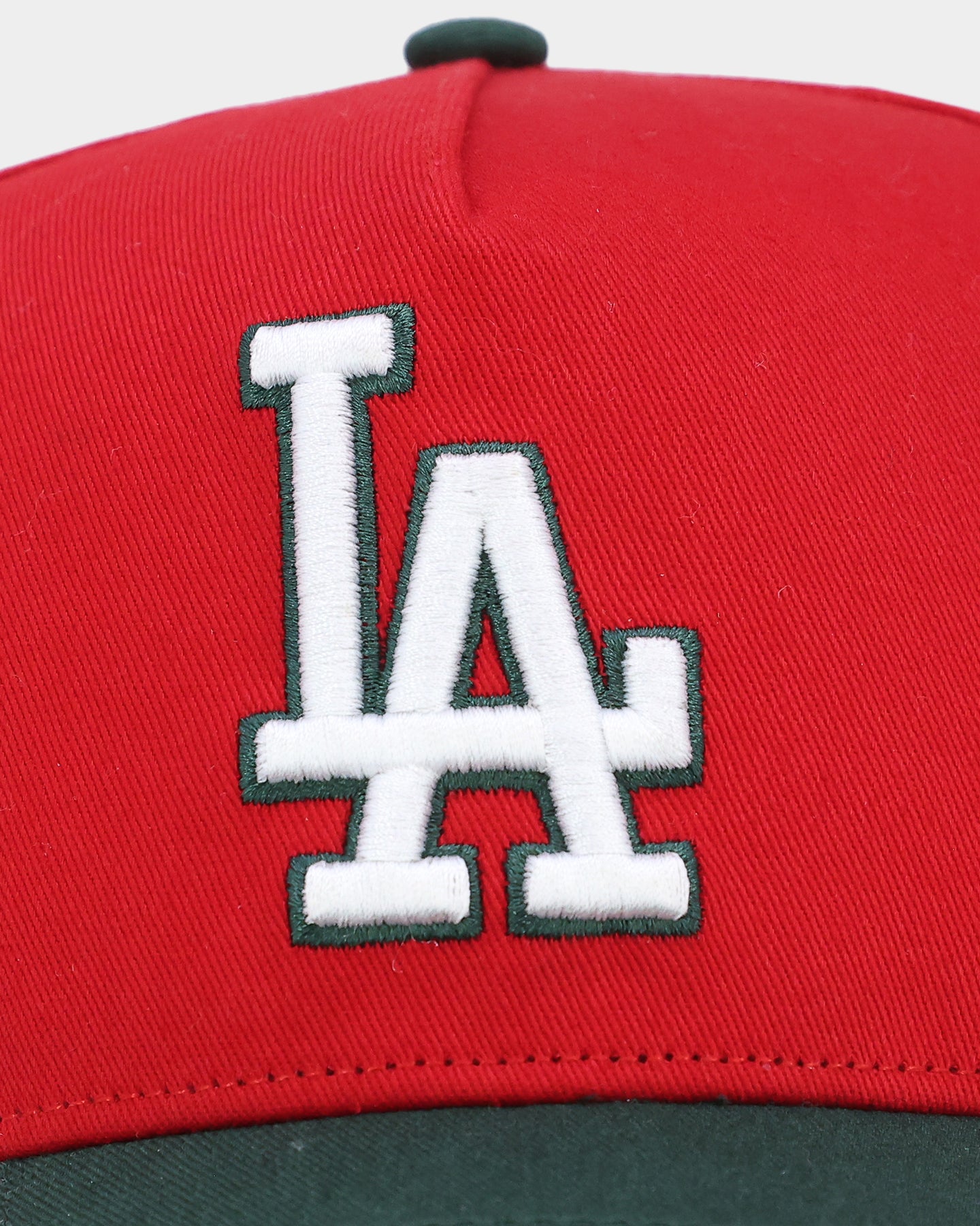 47 Brand Los Angeles Dodgers 'Scarlet Pines' Snapback Cap - Red/Dark Green Adjustable MVP DT Baseball Hat for Men & Women - Perfect for Game Day, Sports Events & Casual Wear