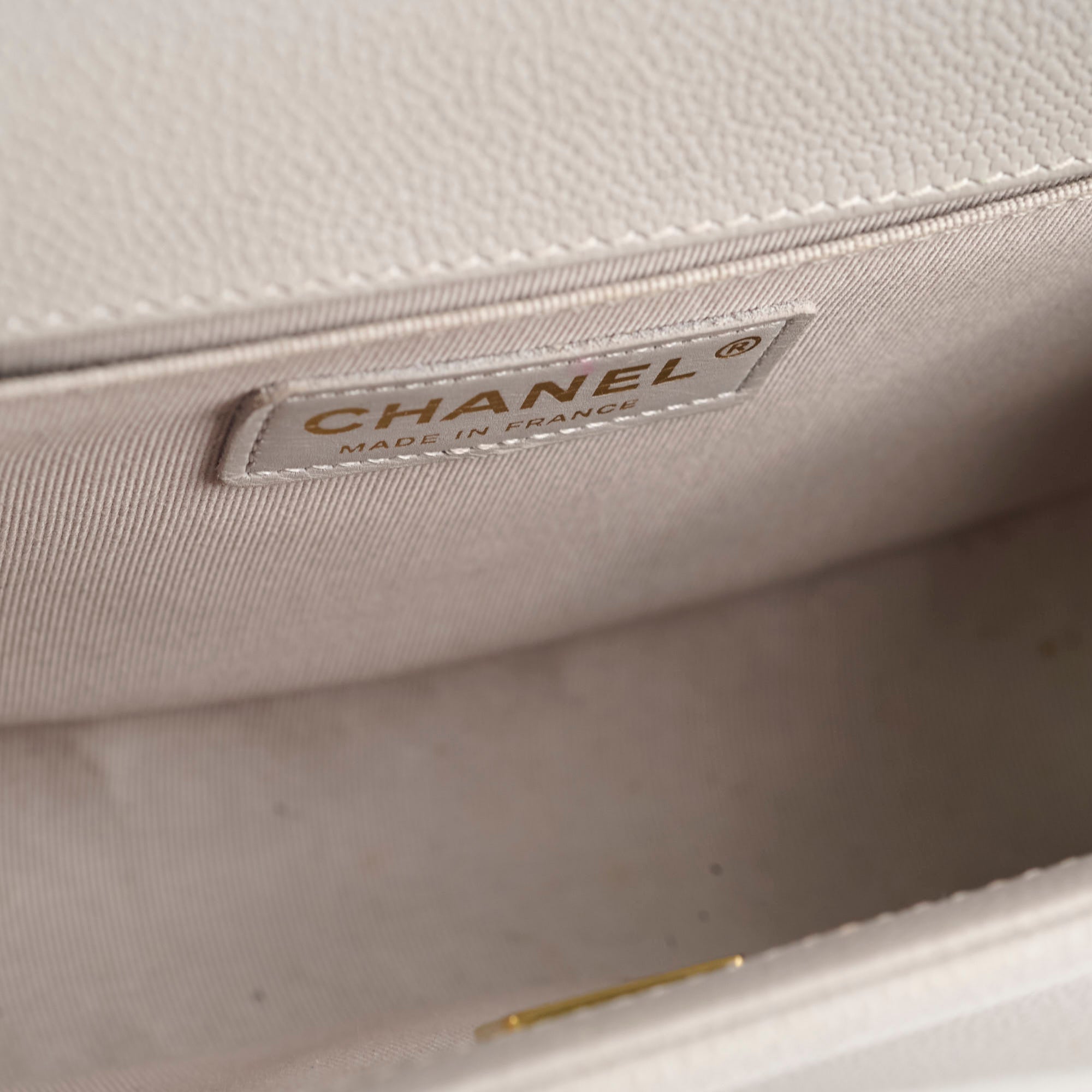 Chanel Caviar Leather Old Medium Flap Bag in Grey with Microchip - Perfect for Luxury Everyday Use & Special Occasions